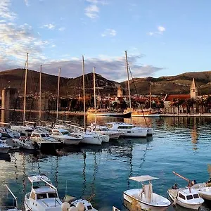 Feral Apartament Trogir