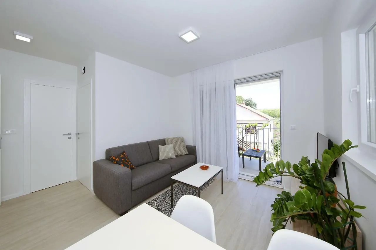 פריבלאקה Valadar Apartments